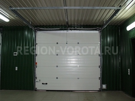 Секционные ворота DoorHan RSD-01 2200х2200 с приводом Sectional 1000 PRO